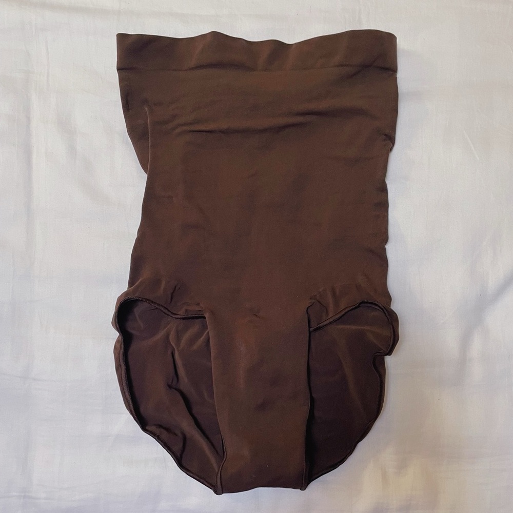 SKIMS Seamless Sculpt High Waist Brief